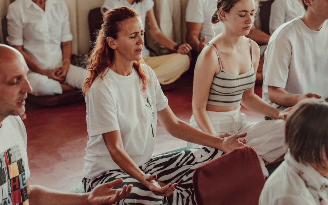 Why 200 Hour Yoga Teacher Training in Kerala Is the Perfect Solution for Aspiring Yoga Teachers?